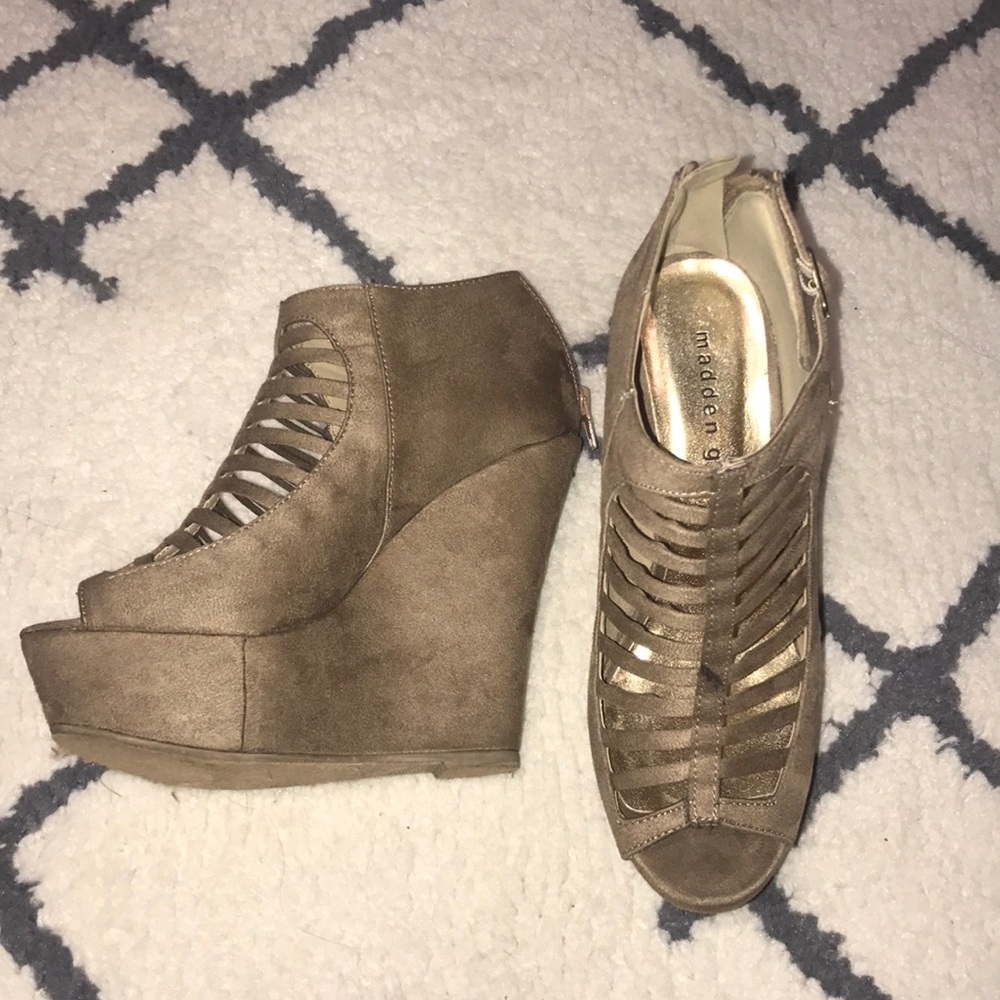 Madden Girls Platform Wedges